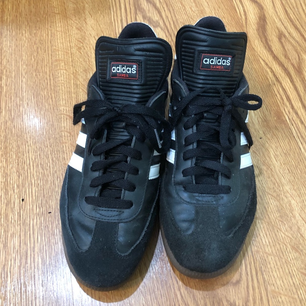 Adidas sambas